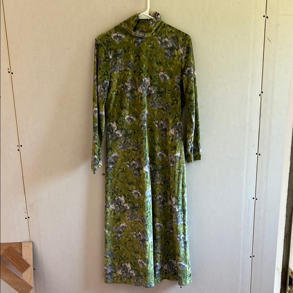 Floral Green Long Sleeve Dress